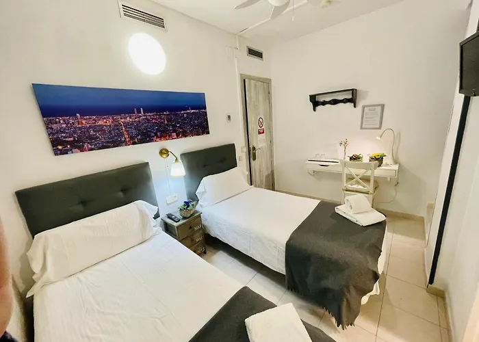 ゲストハウス オスタル リェイダ バルセロナ