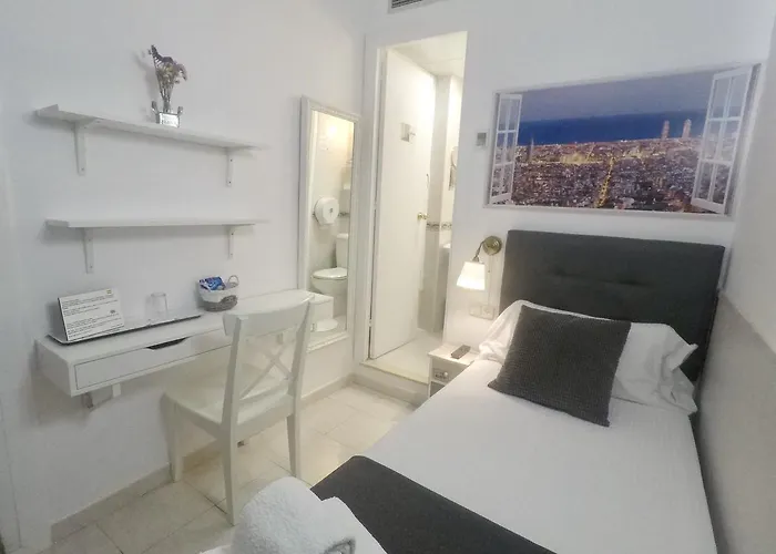 オスタル リェイダ バルセロナ