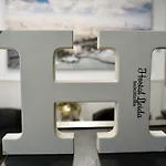 Lleida Πανσιόν 4*